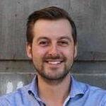 менеджер-консультант компании 